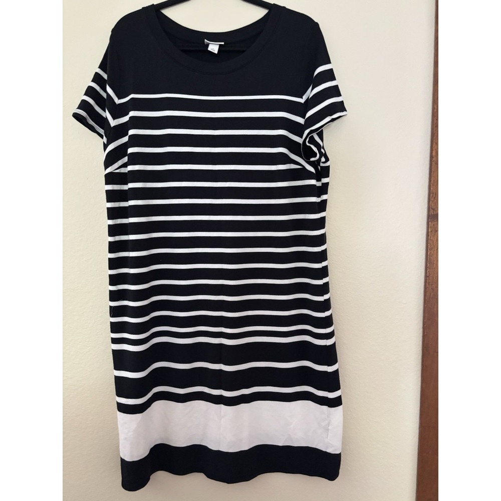AVA & Viv Size 1x Black & White Long Dress (A349)